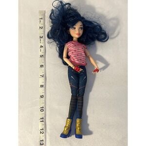 Descendants Evie Doll Blue Hair Pink Shirt Sparkle Jeans Gold‎ Boots Disney Toy
